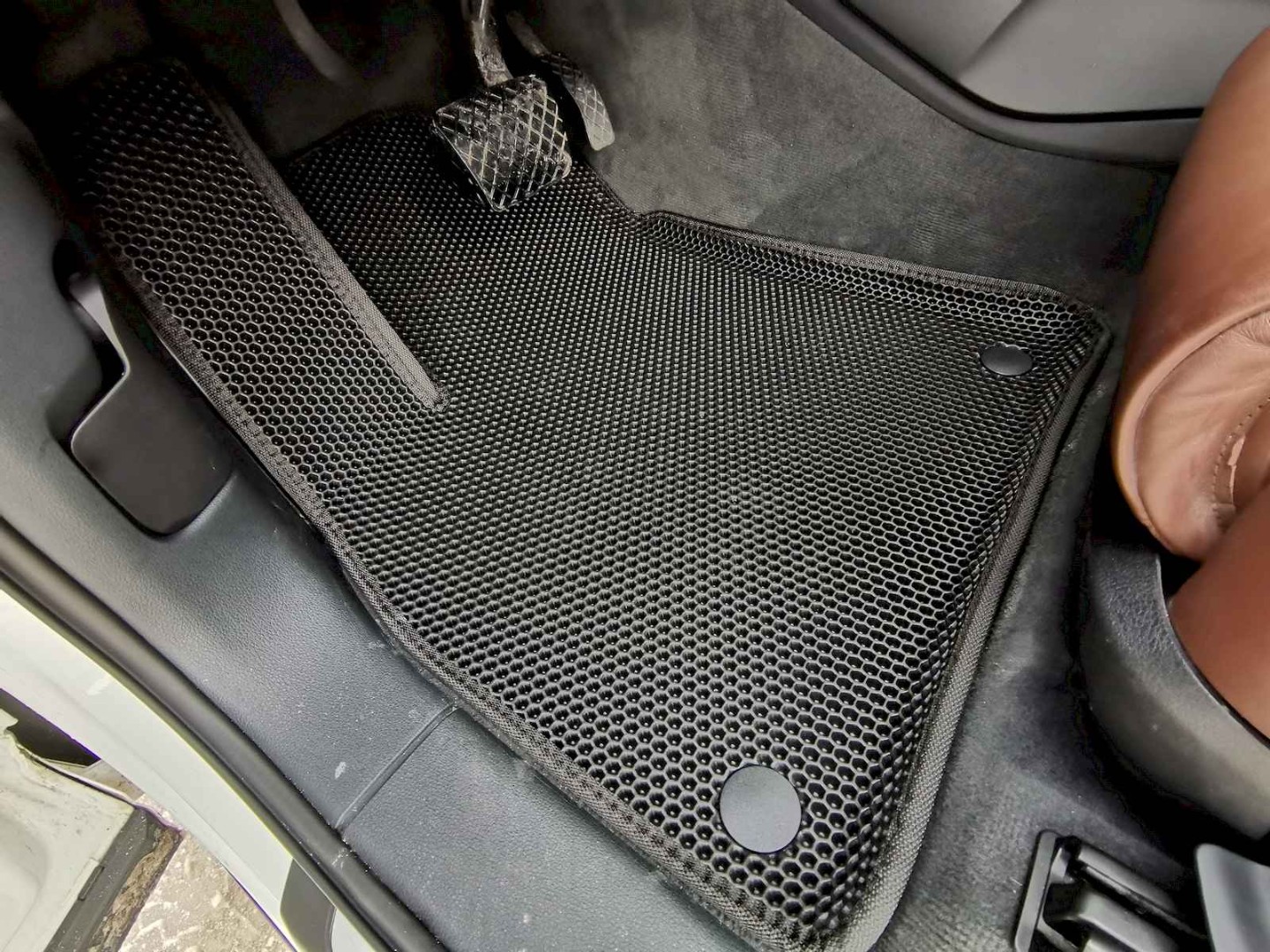 EVA автоковрики для Audi Q7 II 2020-2024 (7 мест) рестайлинг — IMG_20220118_142621 watermark
